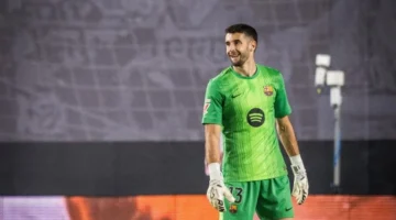 انتقادات حادة.. خوان جارسيا يهاجم التحكيم بعد خسارة برشلونة